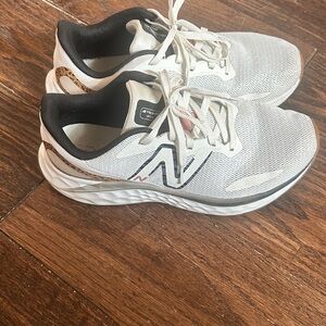 New Balance White and Black Athletic Shoes